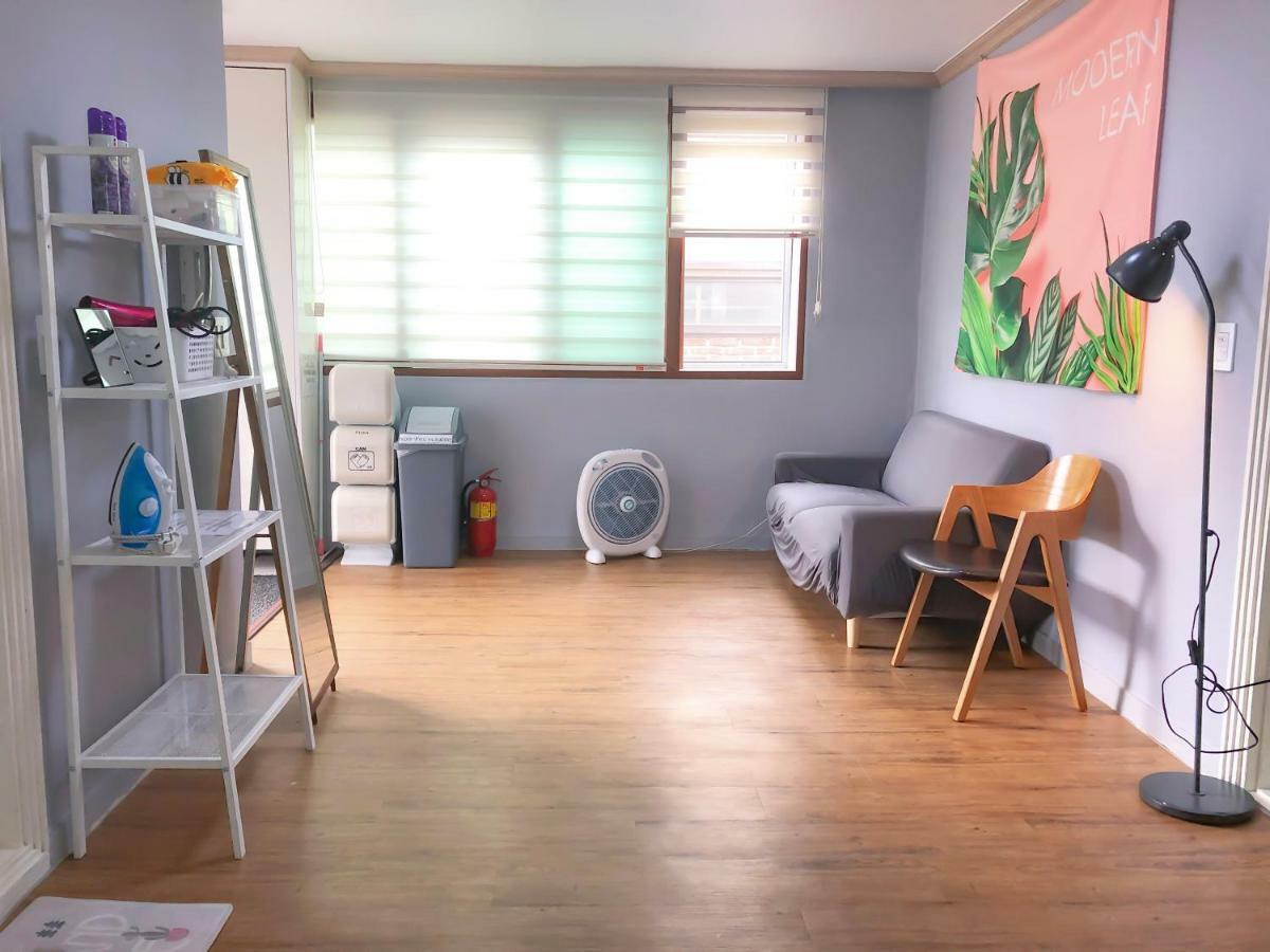 Bomulzip Hongdae Guesthouse Сеул Экстерьер фото